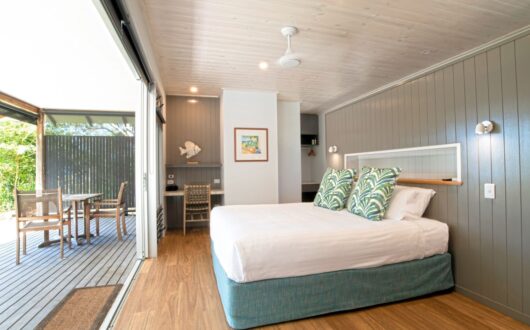 Room-Bed-and-Deck